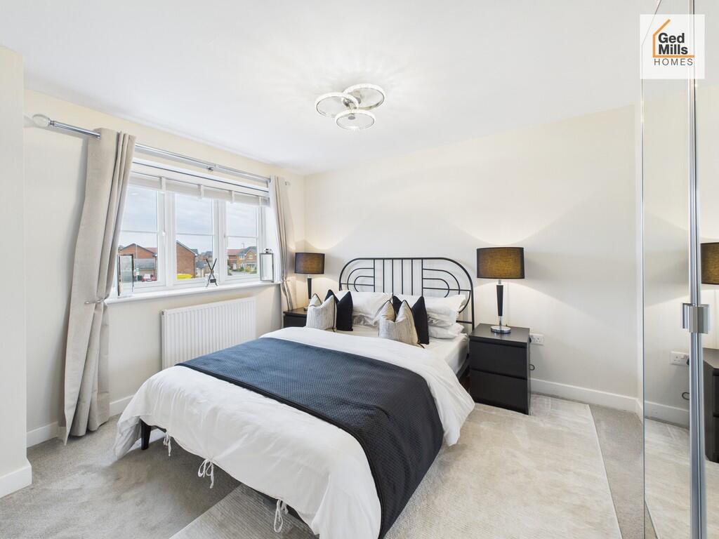 CAM04261G0-PR0115...