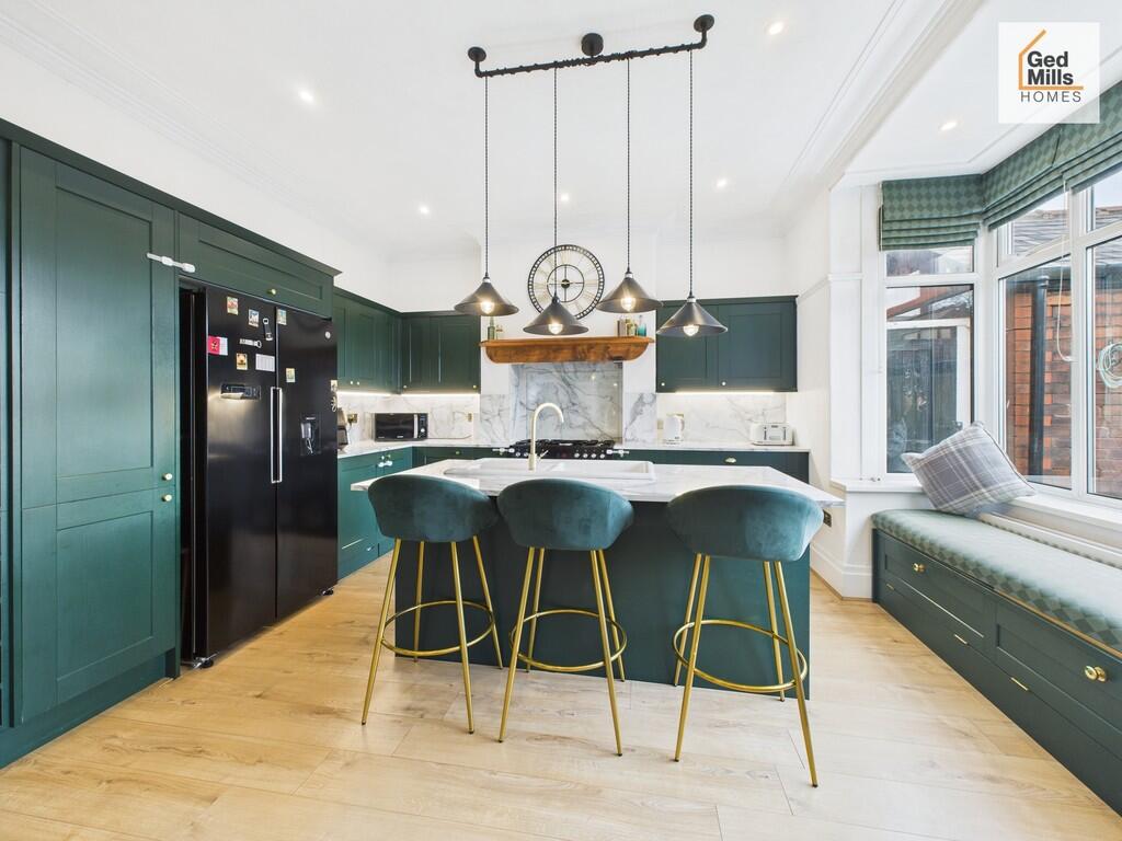 CAM04261G0-PR0114...