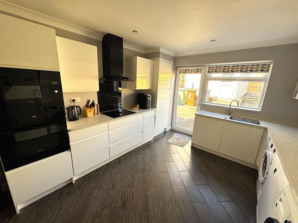 thumbnail_image2 (2).jpg