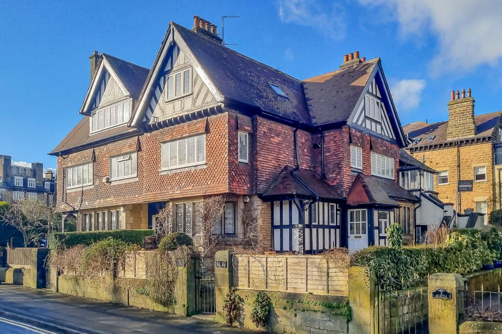 Flat 2b, Bramhope, Springfield Avenue, Harrogate, HG1 2HR