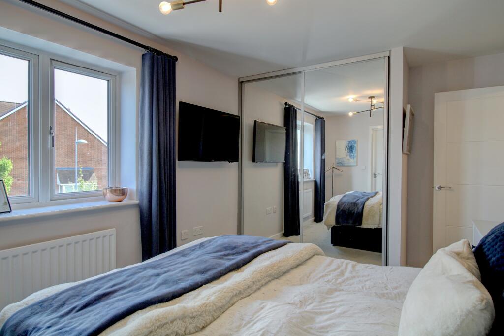 Bedroom 1a