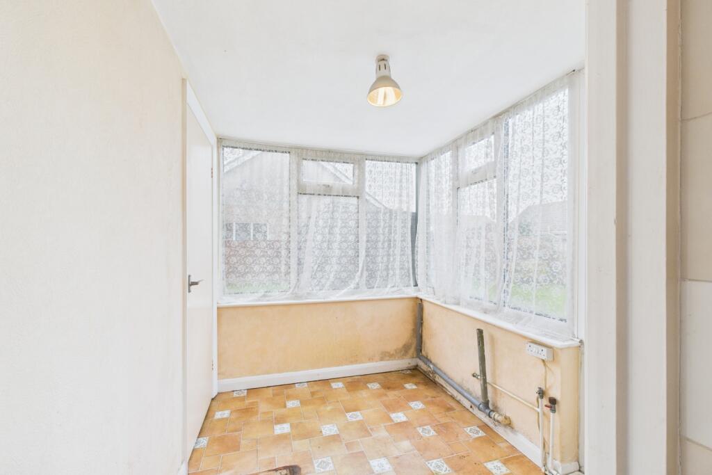 EweMove Spalding -  Cathedral Drive - Utility 