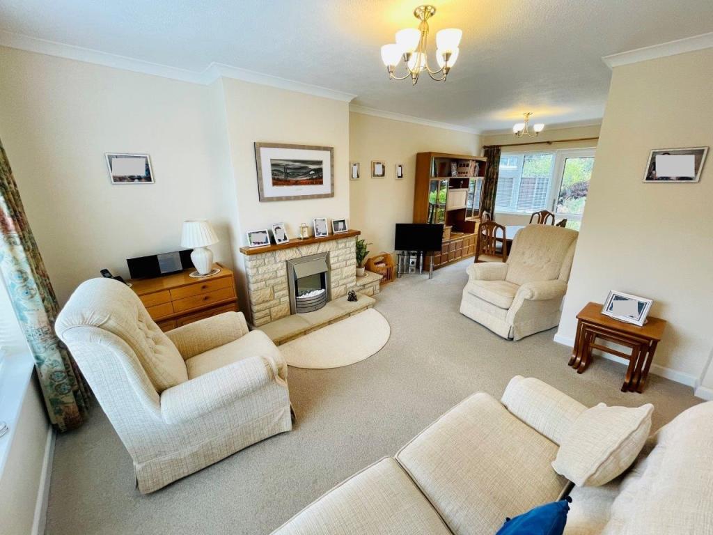 Living/Dining Room