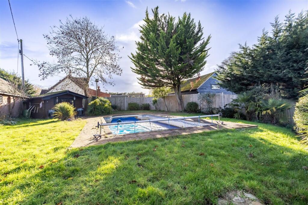 The Gardeners Cottage (26).jpg