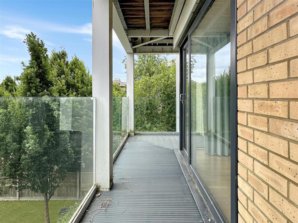 Balcony (2)