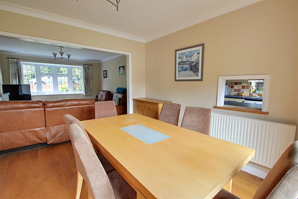 Dining Room 1.jpg