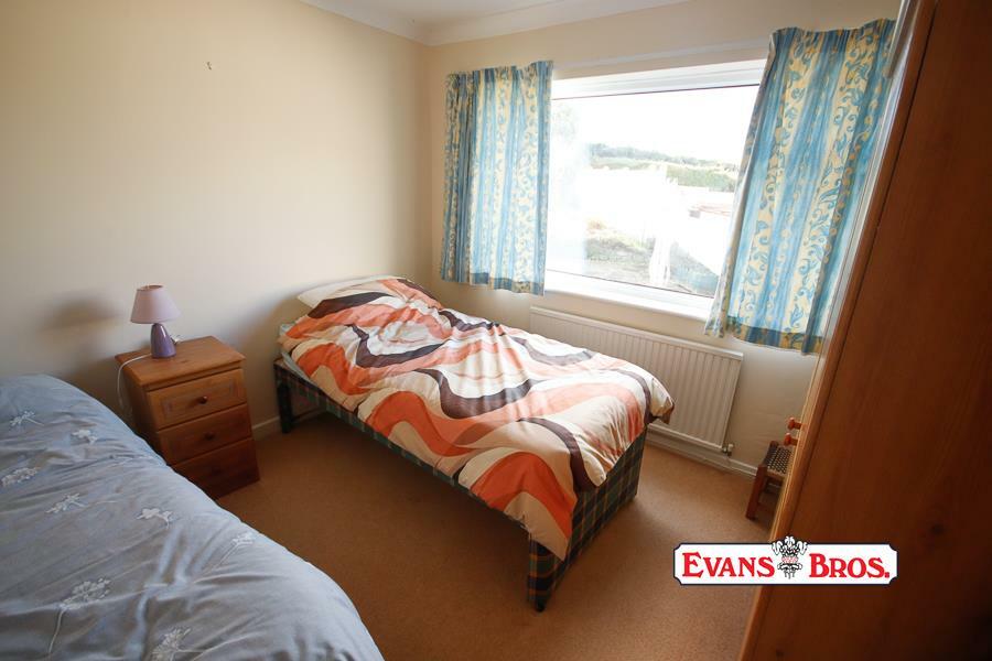 REAR DOUBLE BEDROOM 3