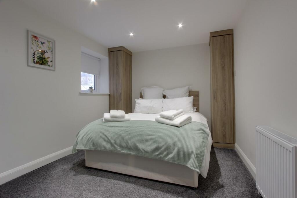 Flat 2 Lounge/Bedroom/Kitchenette