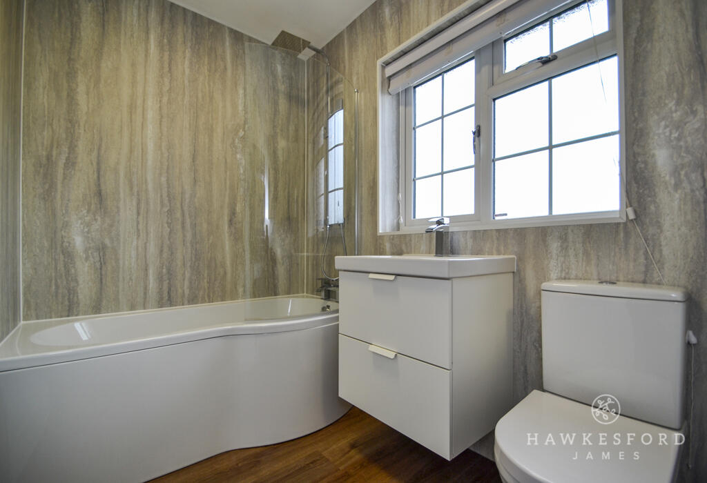 Nelson Walk, Sittingbourne - Bathroom