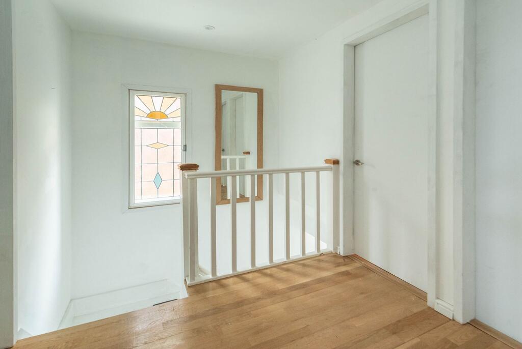 ENTRANCE HALLWAY AND LANDING