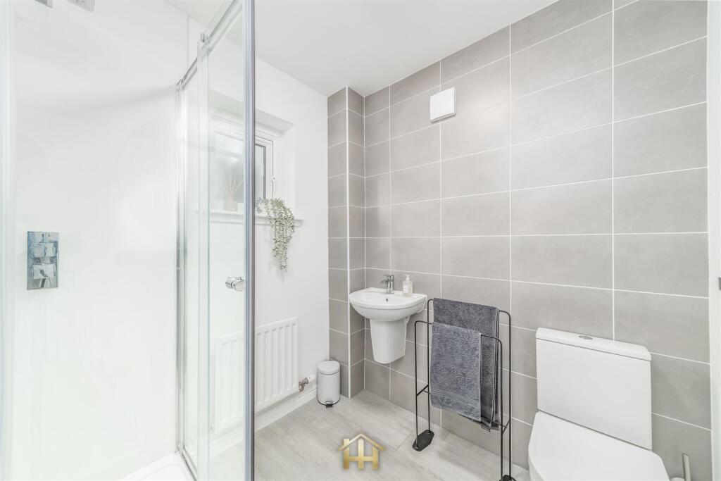 29 CASTLEVIEW PL 031125 EDIT (9 of 35).jpg