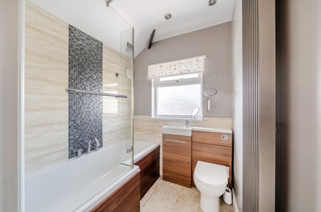 1328379-11-6899b6...