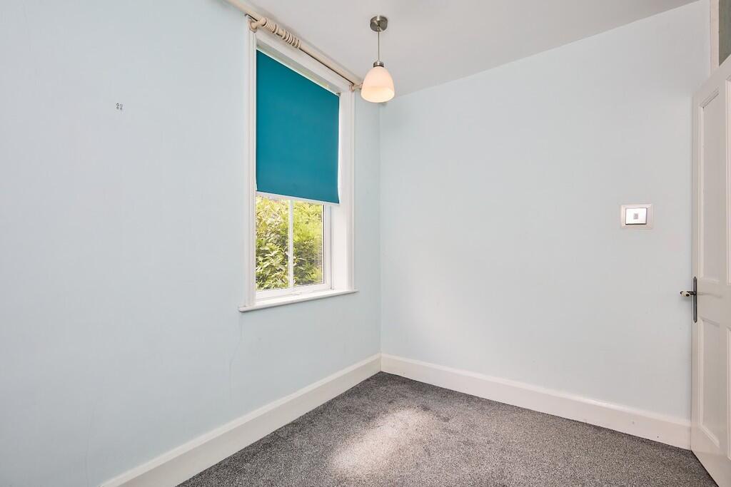 Edward Knight 202...