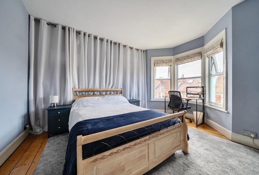 1334563-19-689cb5...