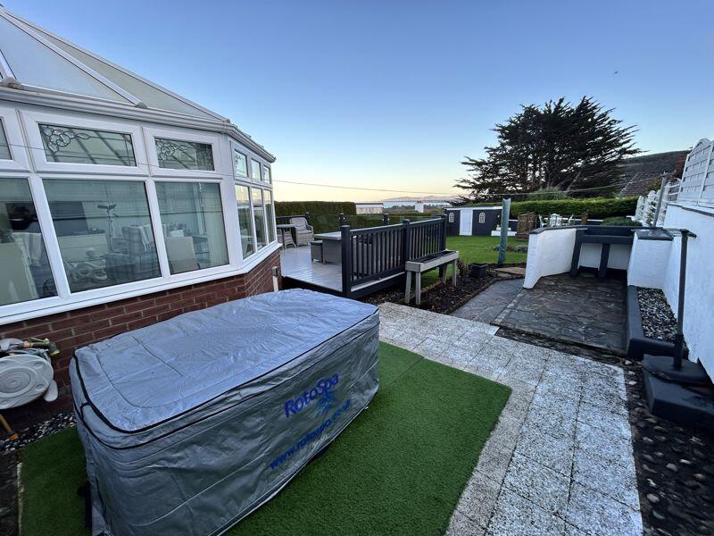 Bron Wern, Llanddulas