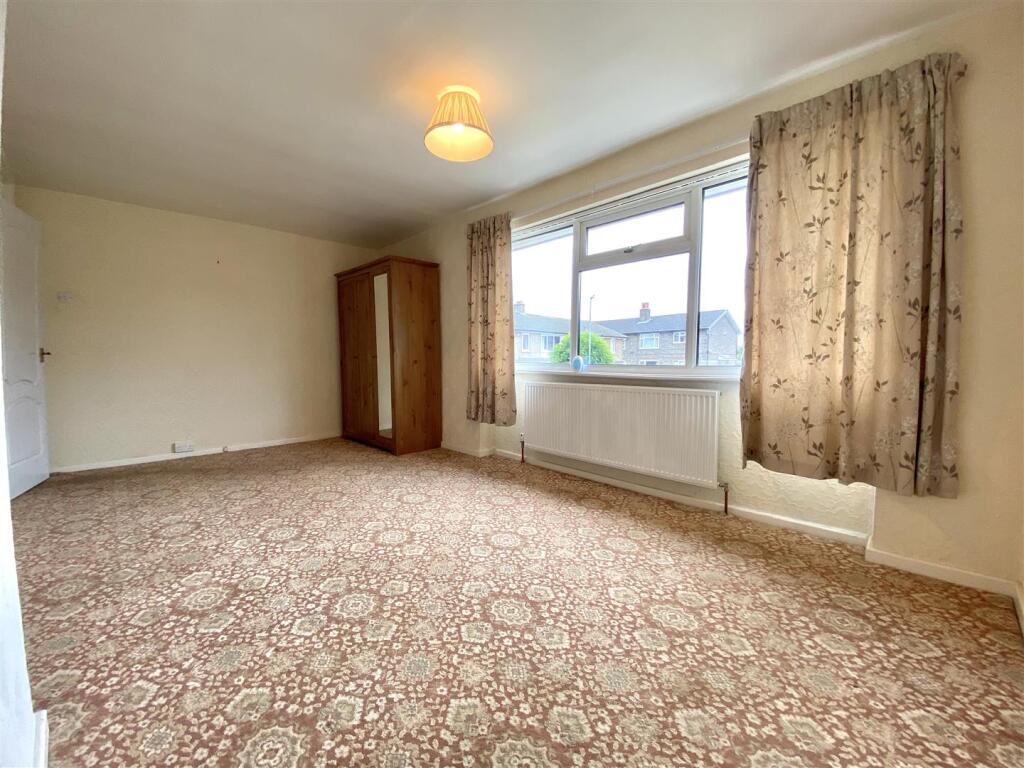 Bramleys Estate Agents - Foxroyd Lane - Dewsbury (