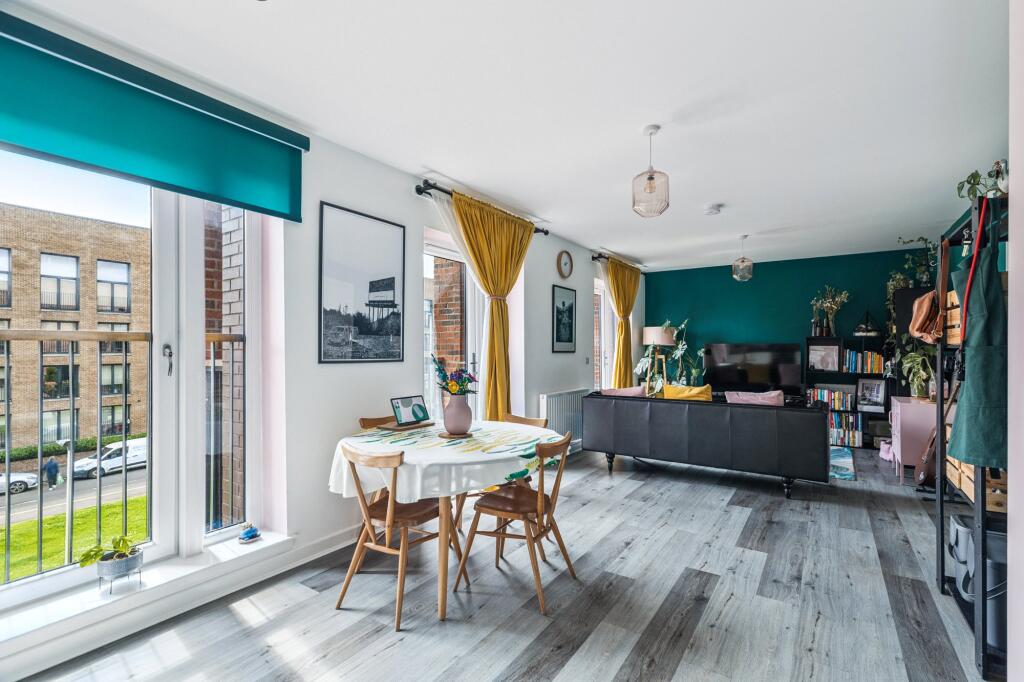 Living Dining