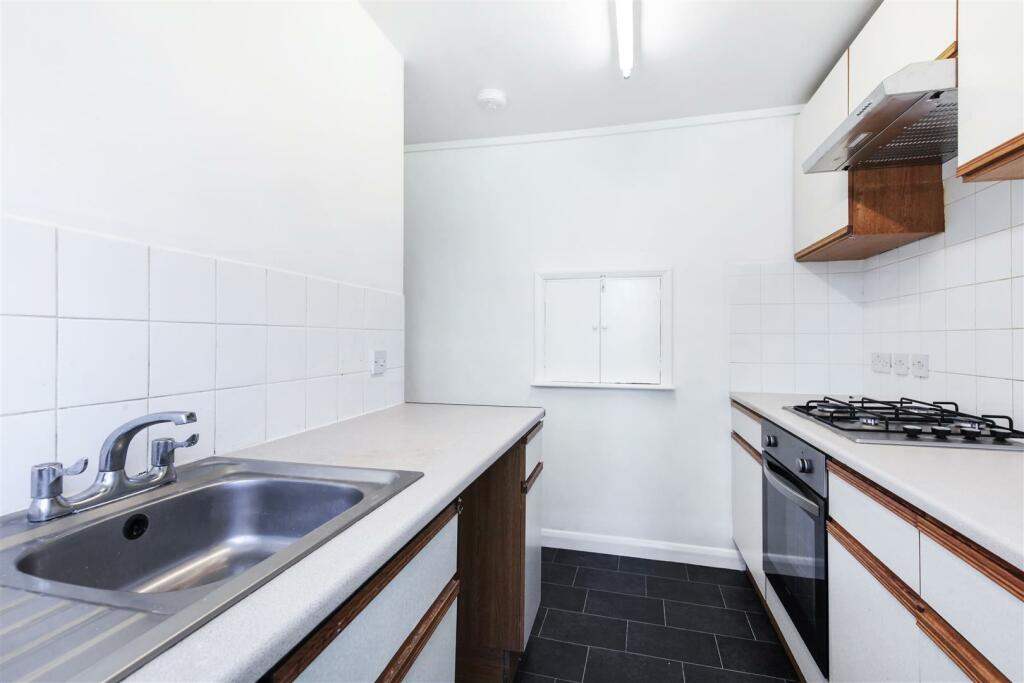 11 Oaklands Court, Harrow Road - DsZB4GAjRitNbyDcA