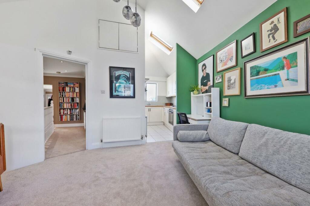 03-1f23JHPropWorld - 233b Dartmouth Road - 9 (1)-m