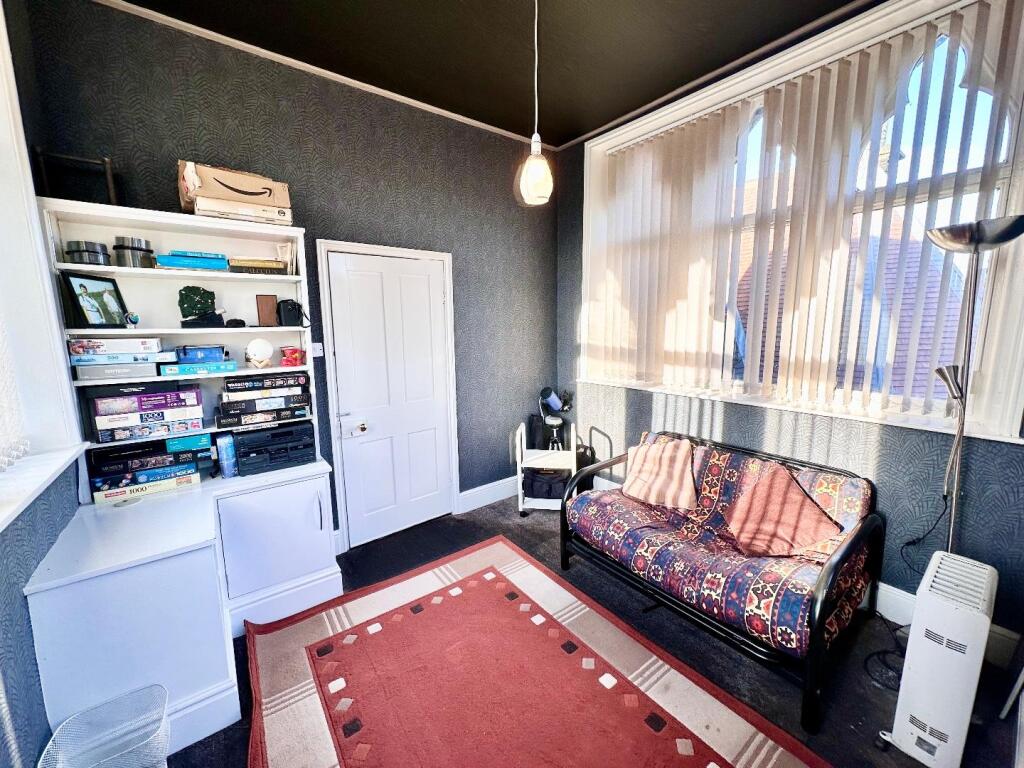 Torret Reading READING ROOM