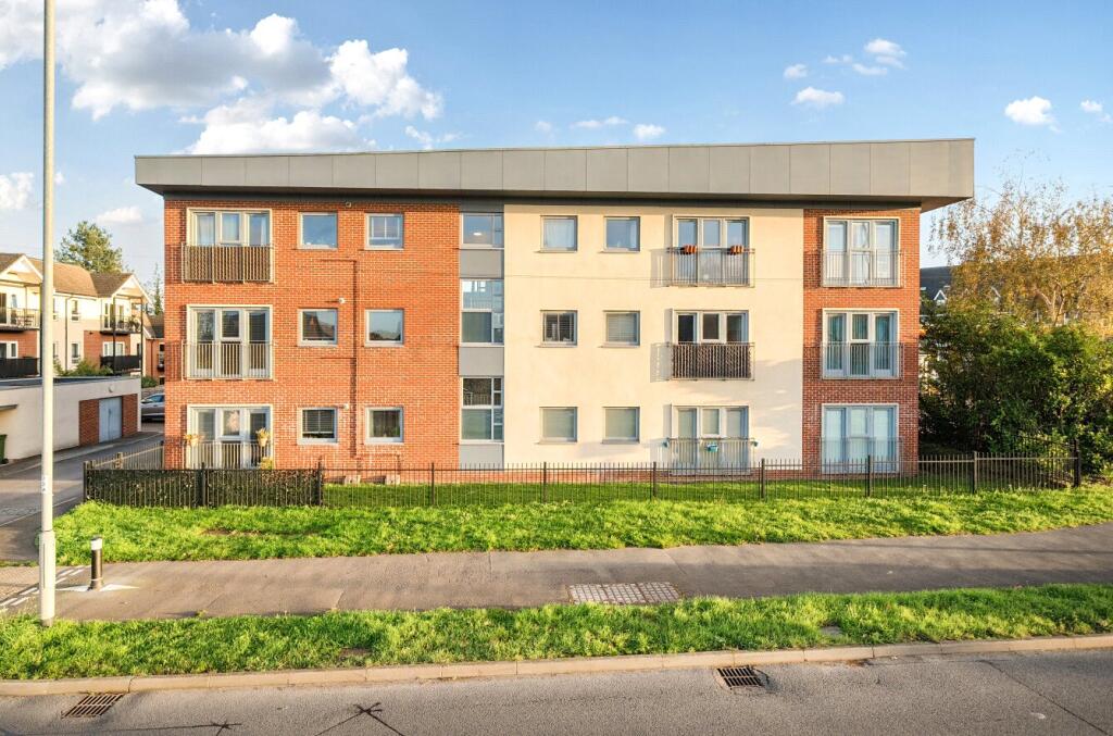 1381868-1-691b402...