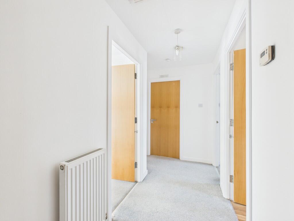 CAM05526G0-PR0039...