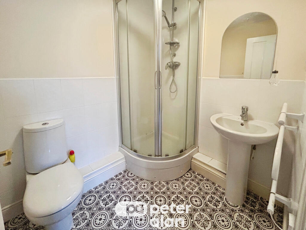 En-suite Bathroom