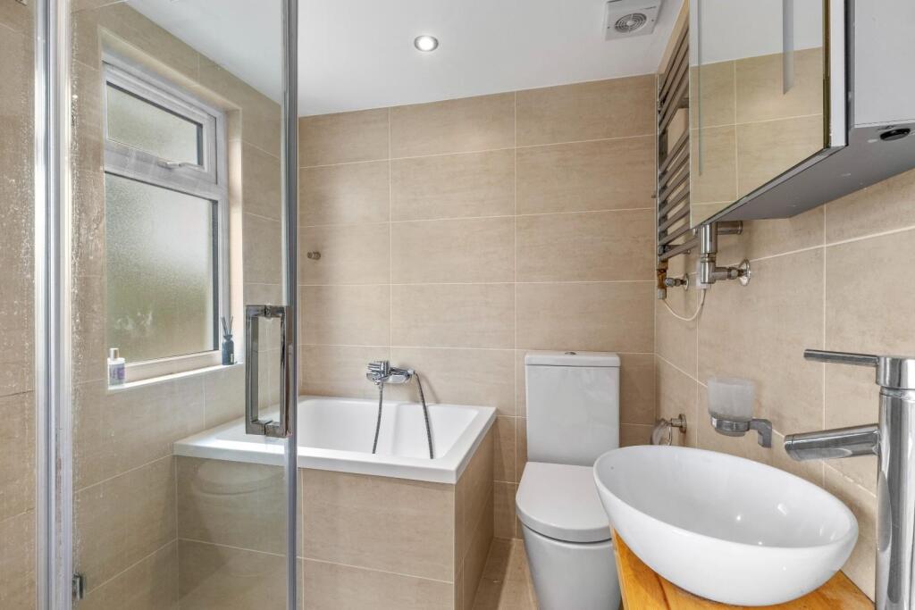 Ensuite Bathroom