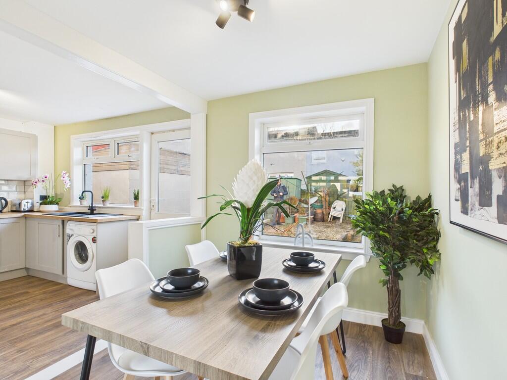 CAM05526G0-PR0069...