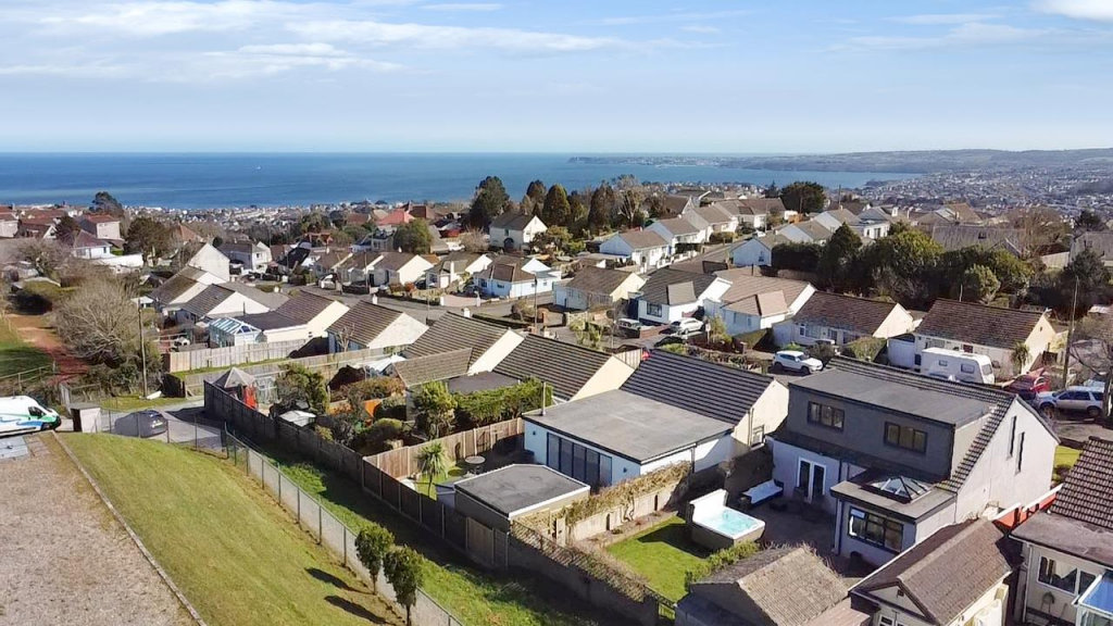 9017653-103648-133876568292331393-26ef06cb-ed71-6c