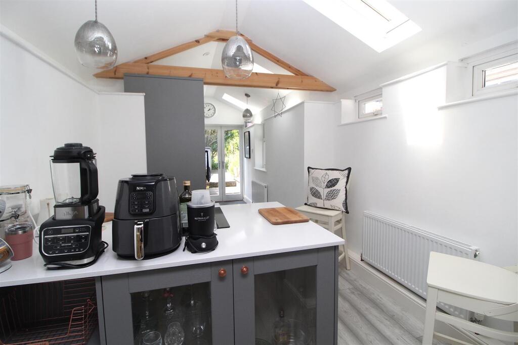 Breakfast Room