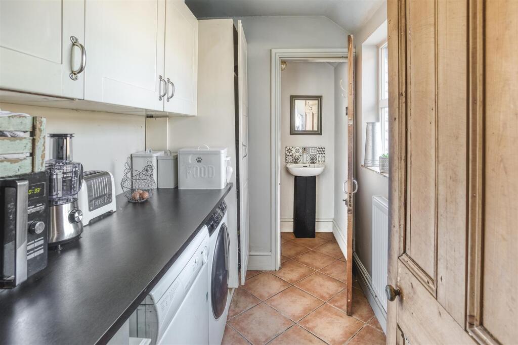 2025-04-03 14.30.17-1_HDR.jpg