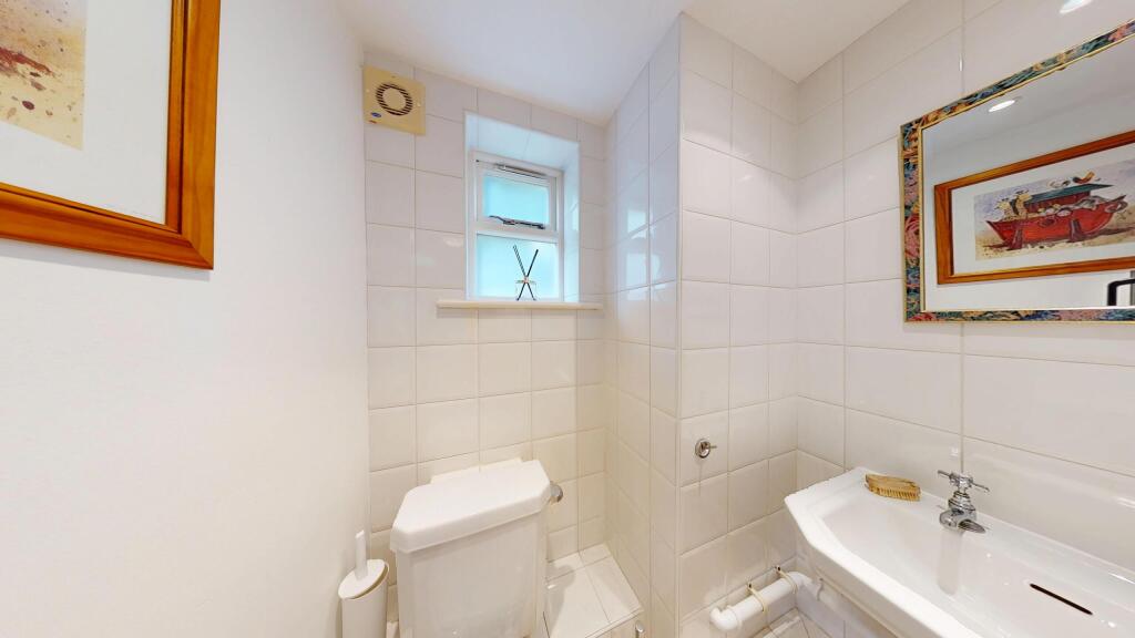 4-Old-Forge-Mews-04272025_160014