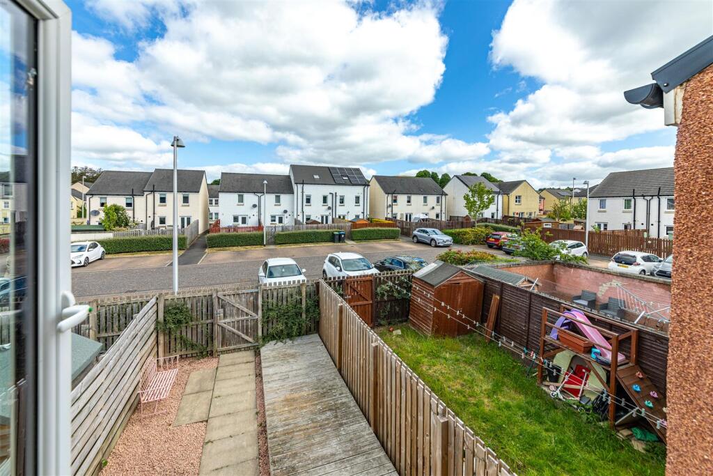 25 KIngfisher Grove Galashiels 40.JPG