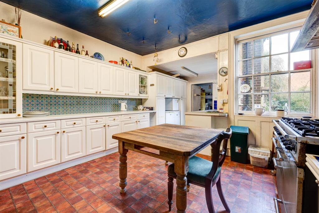 LE65 1BQ 11SS-003.jpg