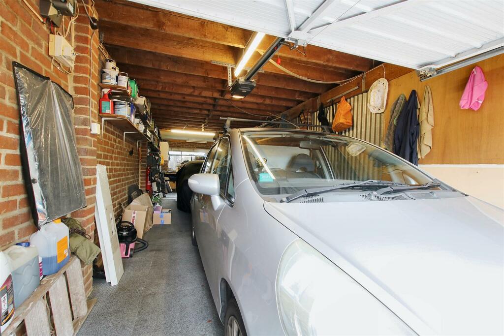 Inside garage.JPG