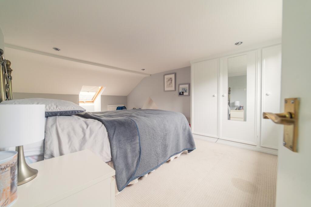 Call 02920 454555 to secure your viewing_19