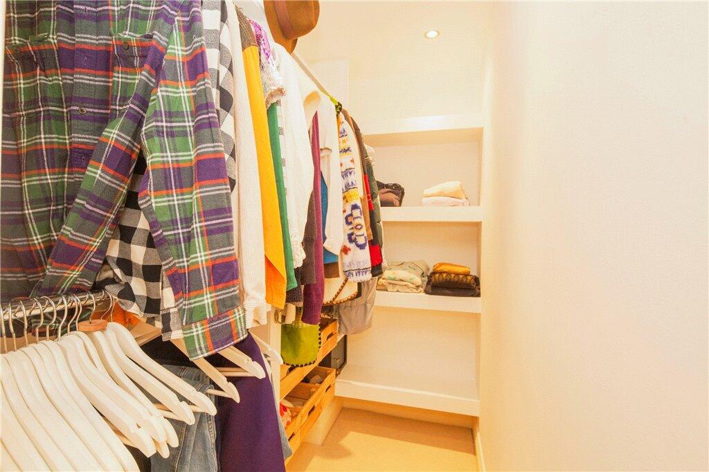 Walkin Wardrobe