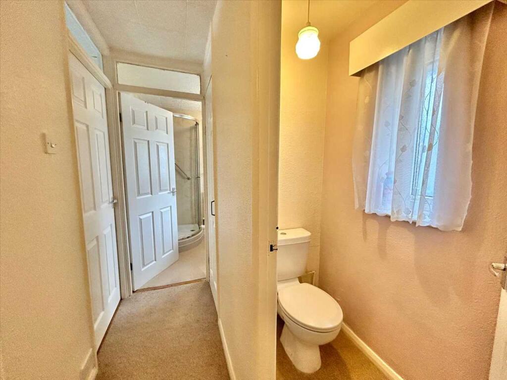 Separate WC