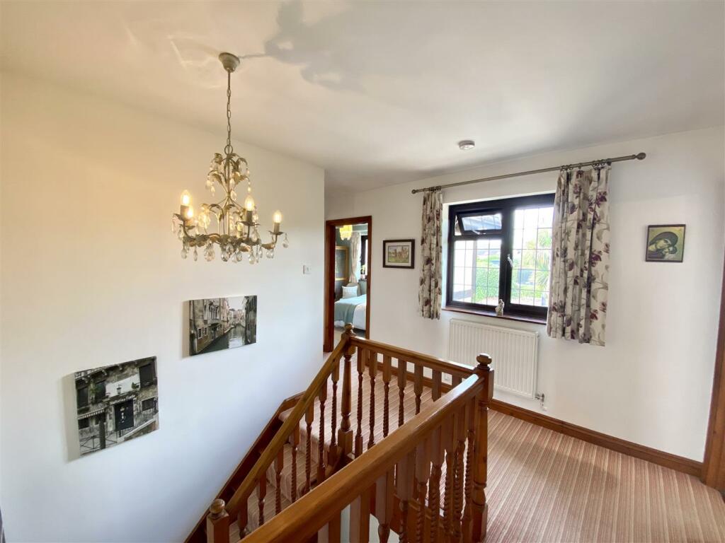 FIRST FLOOR STAIRS AND LANDING