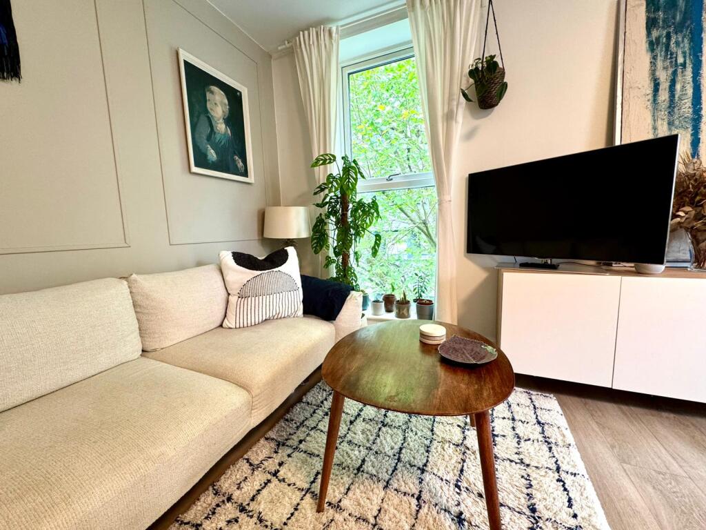 Kitchen / Living Room 1