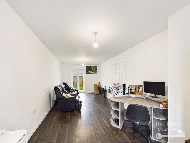 Sitting/Dining Room