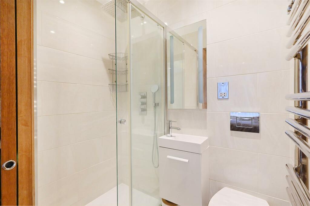 20-Barrie-House (10).JPG