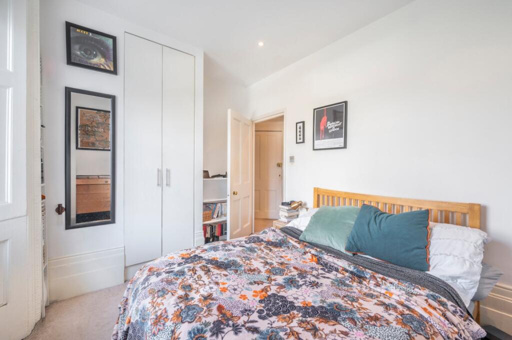 Bedroom 1(2)