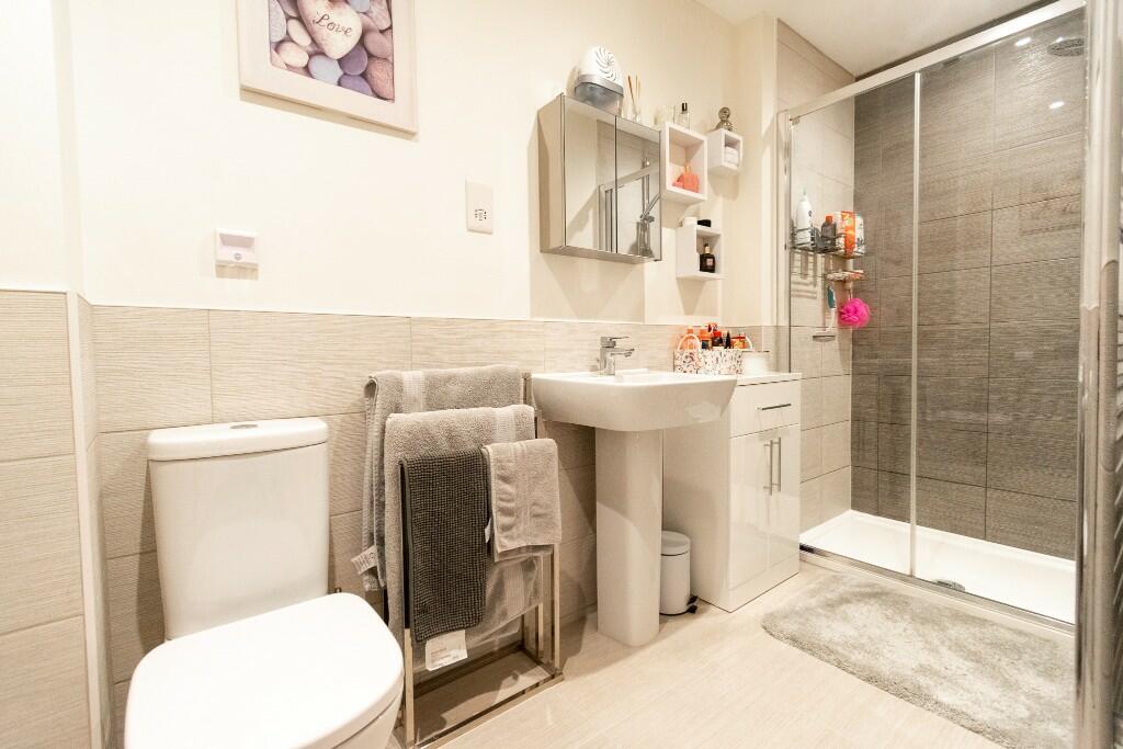 Ensuite