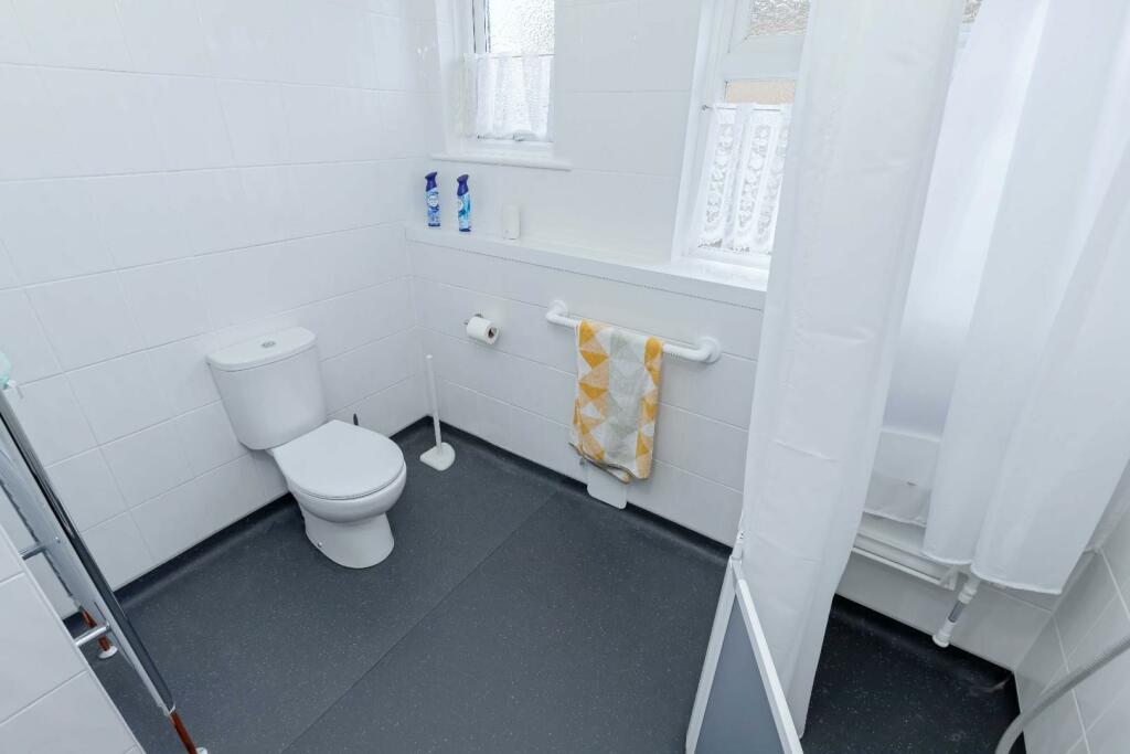 Boundstone Lane_3.jpg