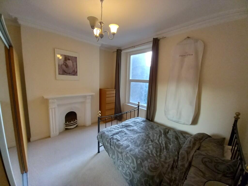 REAR BEDROOM 1