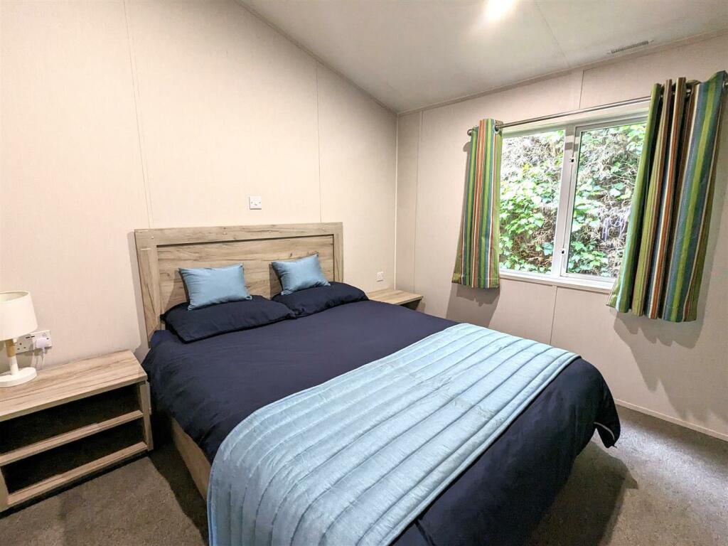 Master Bedroom.jpg
