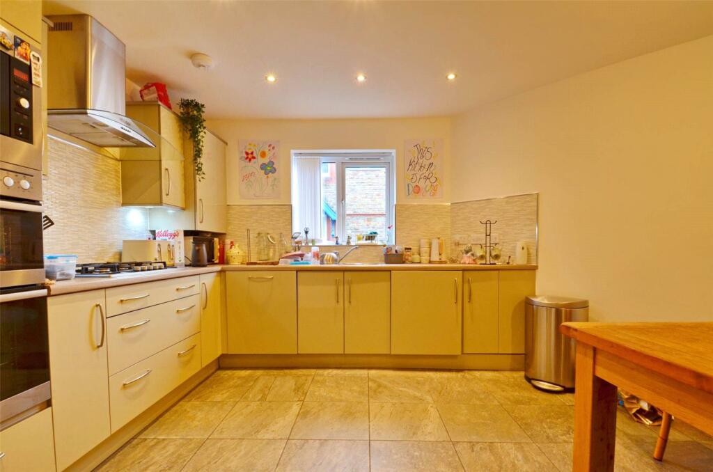 Durnford Avenue, Southville, Bristol, Bristol, BS3