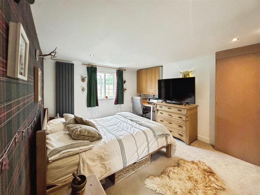 6571d277-9-4752-8D7F-1ADC85FD52E0-5897-00000342C88